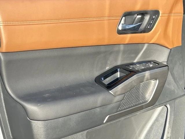 new 2025 Nissan Pathfinder car, priced at $45,973