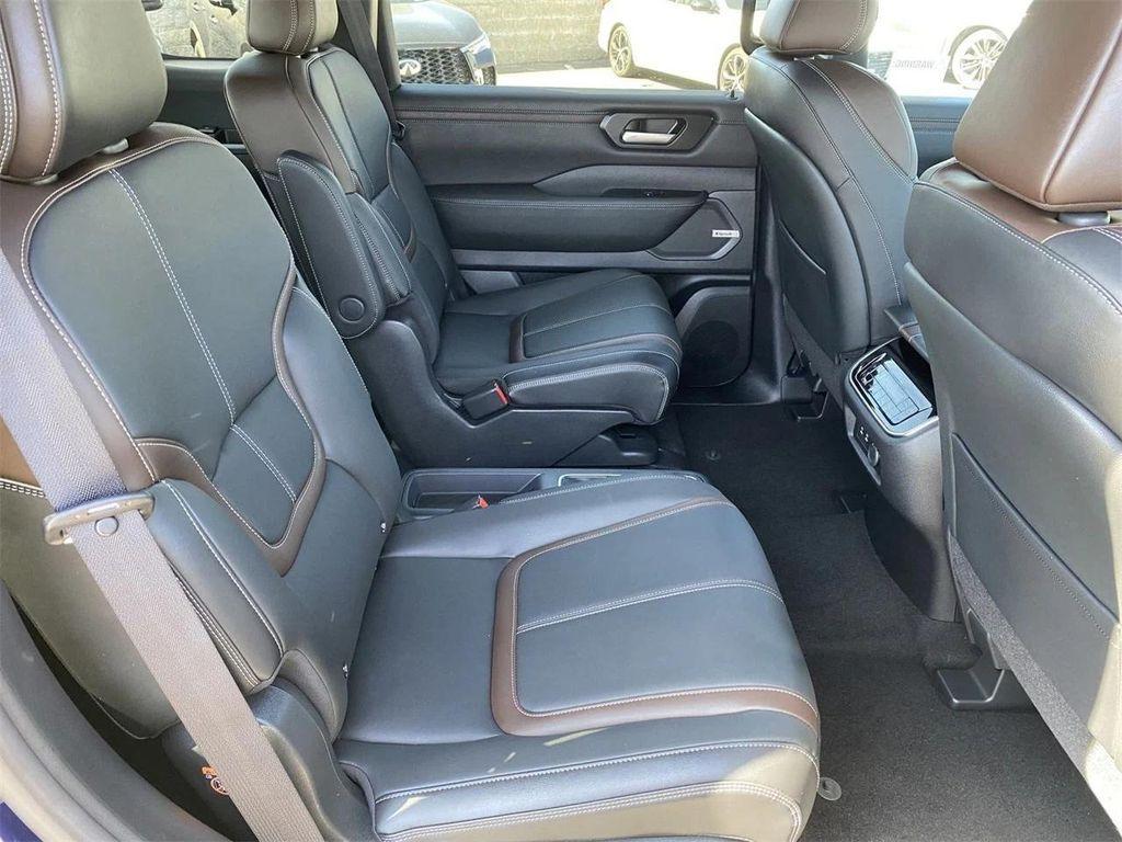 new 2025 Nissan Armada car, priced at $62,251