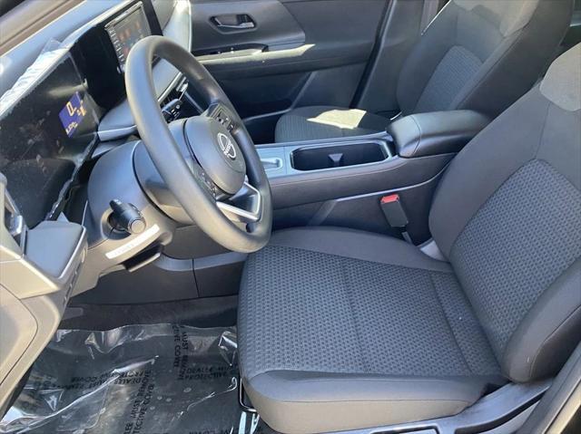 new 2025 Nissan Kicks car, priced at $23,404