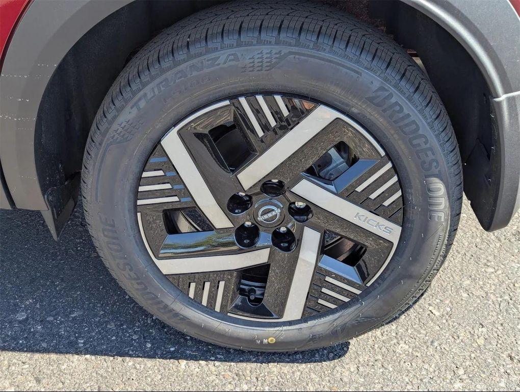 new 2025 Nissan Kicks car, priced at $23,888