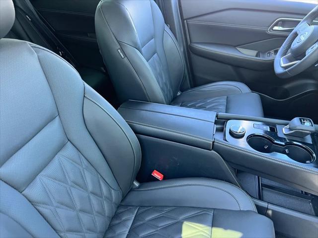 used 2024 Nissan Rogue car, priced at $32,560