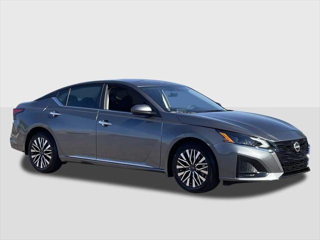 new 2025 Nissan Altima car, priced at $27,604