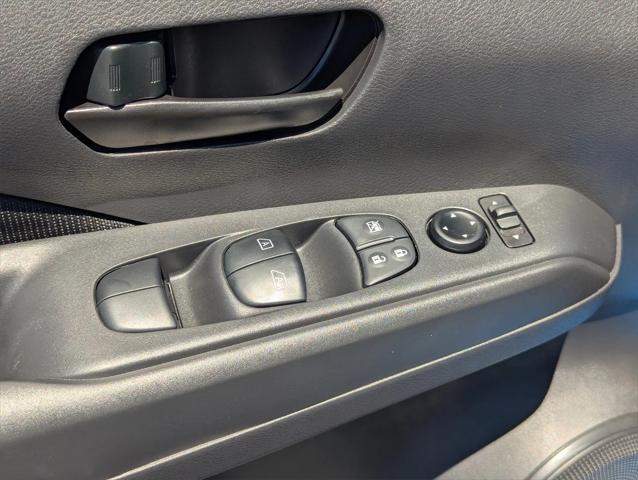 new 2025 Nissan Kicks car, priced at $21,295