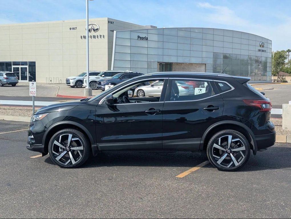 used 2020 Nissan Rogue Sport car, priced at $16,477