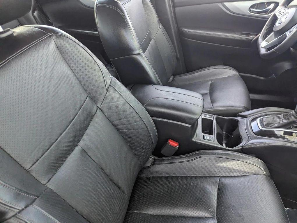 used 2020 Nissan Rogue Sport car, priced at $16,477