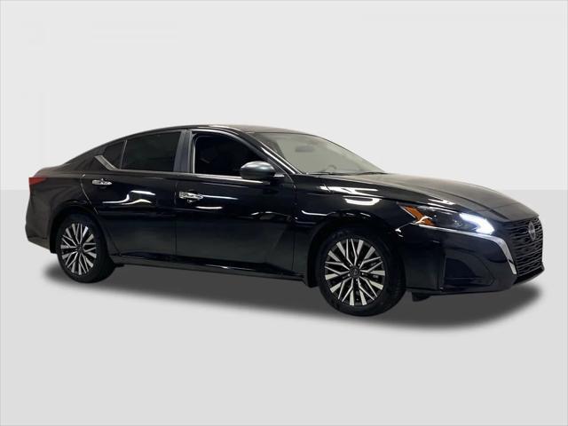 new 2025 Nissan Altima car, priced at $26,462