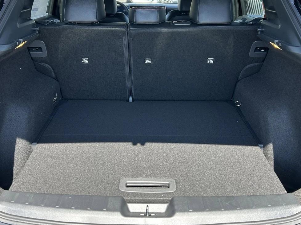 new 2025 Nissan Kicks car, priced at $24,959