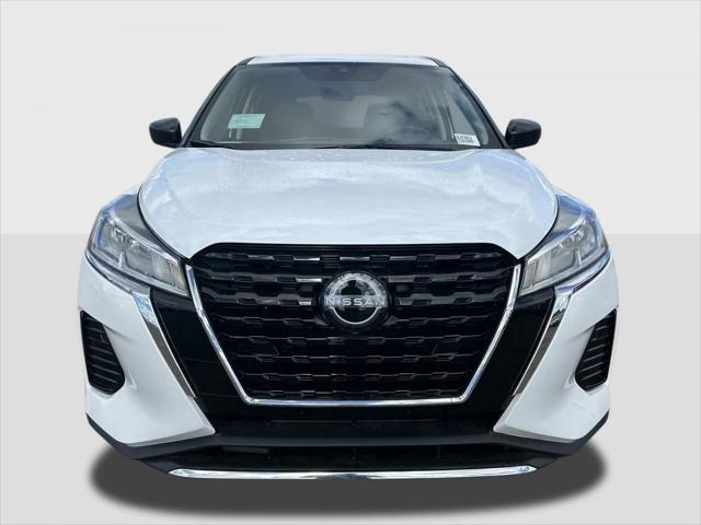 new 2025 Nissan Kicks car, priced at $21,979