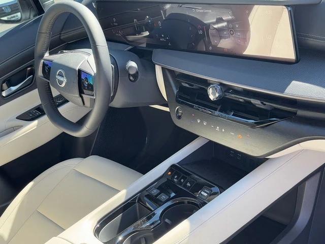 new 2025 Nissan Murano car, priced at $40,549