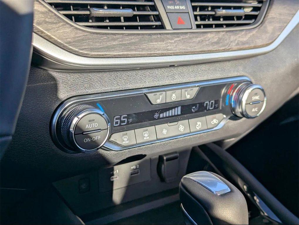 new 2025 Nissan Altima car, priced at $31,140