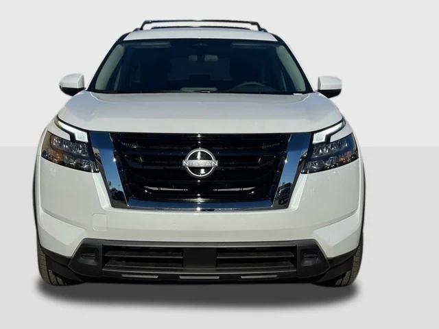 new 2025 Nissan Pathfinder car, priced at $33,470