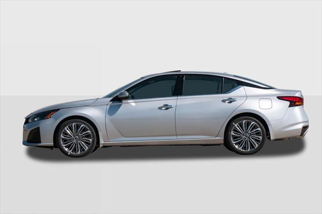 new 2025 Nissan Altima car, priced at $32,405