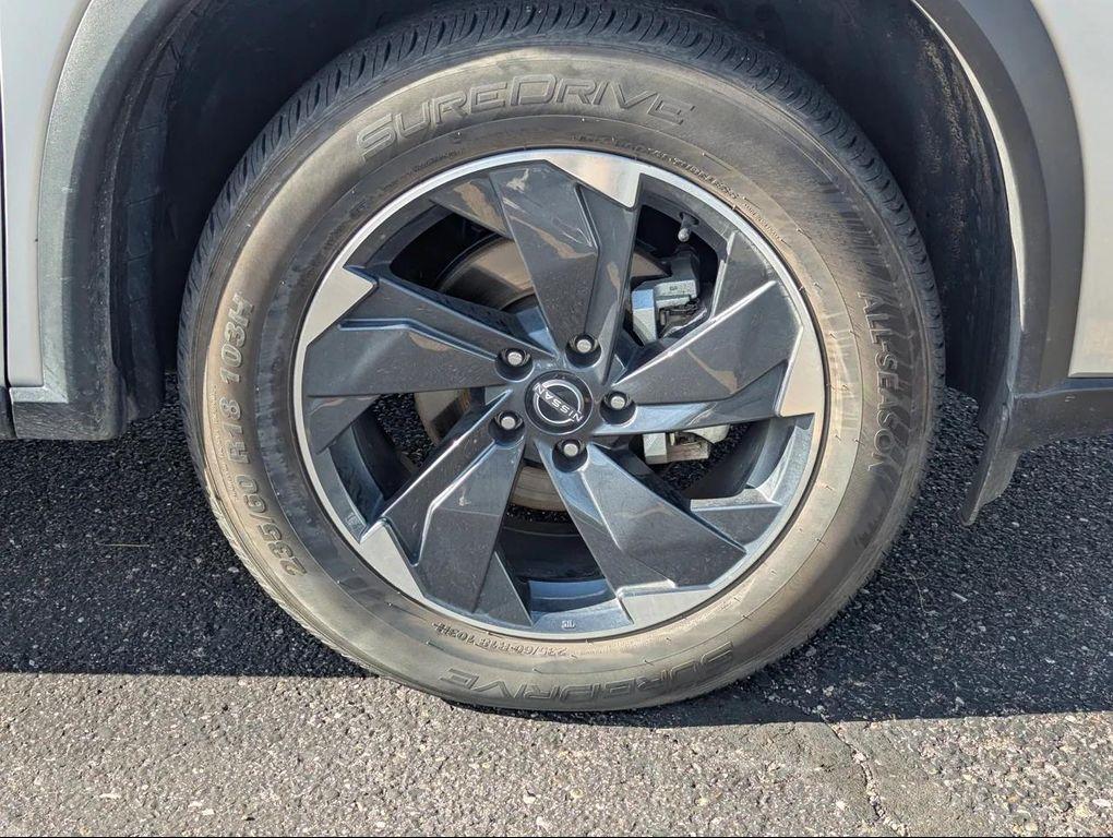 used 2024 Nissan Rogue car, priced at $18,655