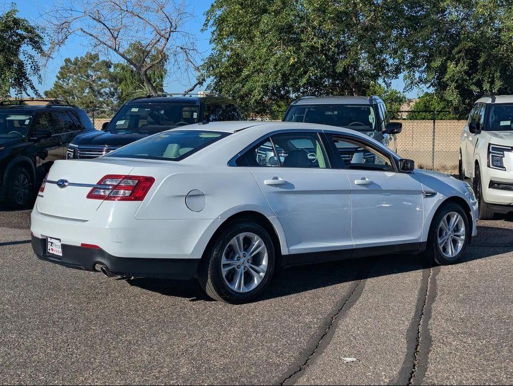 used 2015 Ford Taurus car, priced at $7,777