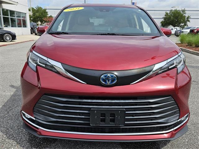 used 2021 Toyota Sienna car, priced at $35,490