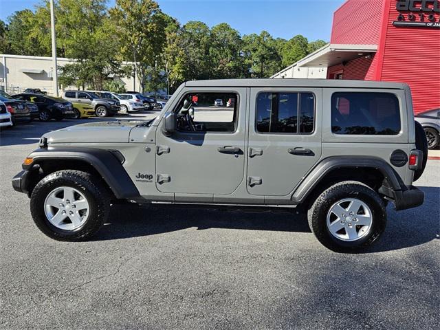 used 2022 Jeep Wrangler Unlimited car, priced at $31,690