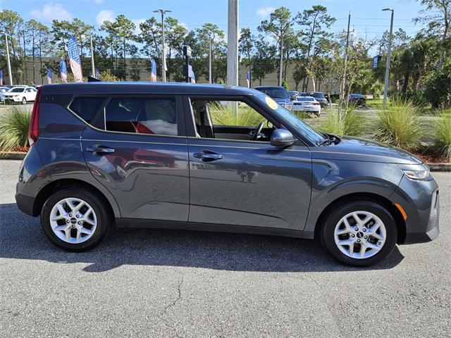 used 2022 Kia Soul car, priced at $14,290