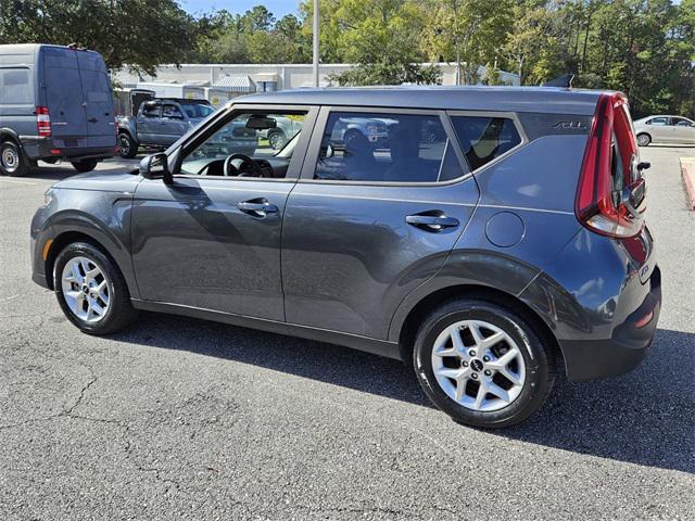 used 2022 Kia Soul car, priced at $14,290