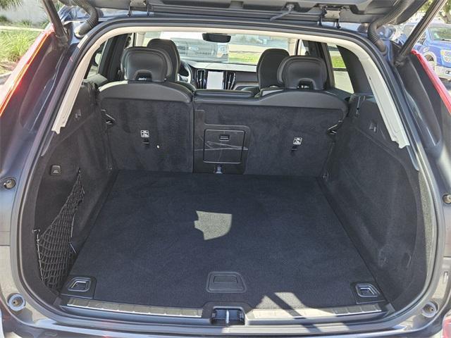 used 2022 Volvo XC60 car, priced at $23,790