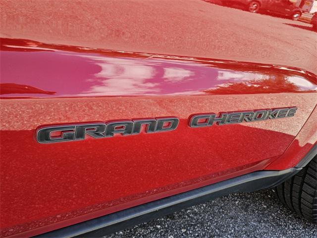 used 2018 Jeep Grand Cherokee car, priced at $21,490