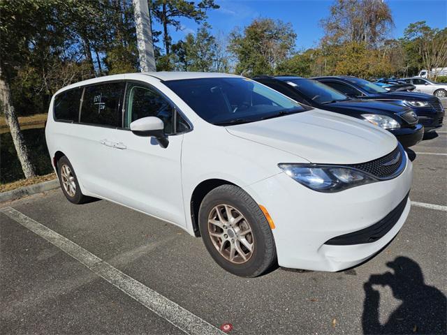 used 2017 Chrysler Pacifica car, priced at $9,998