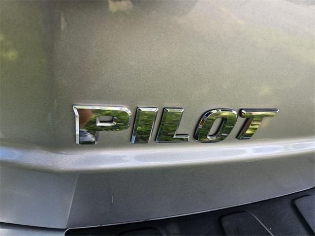 used 2013 Honda Pilot car, priced at $9,995