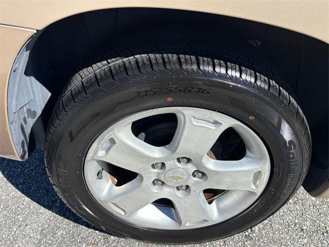 used 2006 Chevrolet HHR car, priced at $4,995