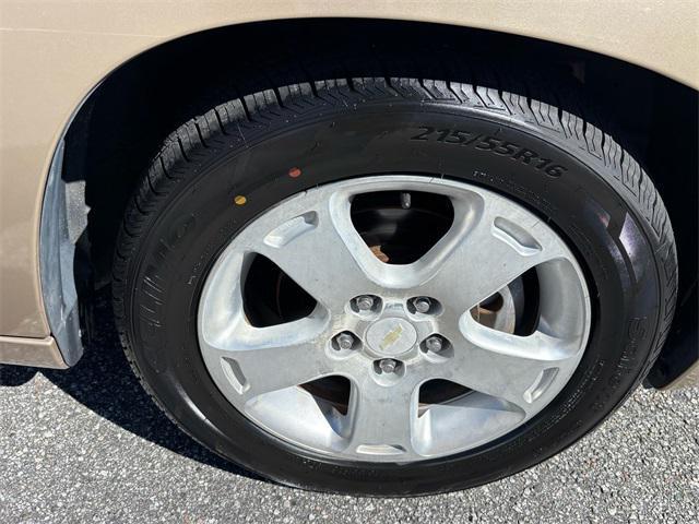 used 2006 Chevrolet HHR car, priced at $4,995