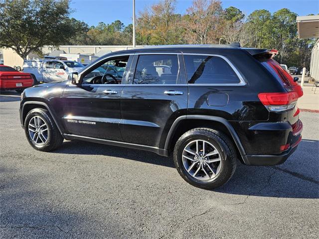 used 2017 Jeep Grand Cherokee car, priced at $13,695