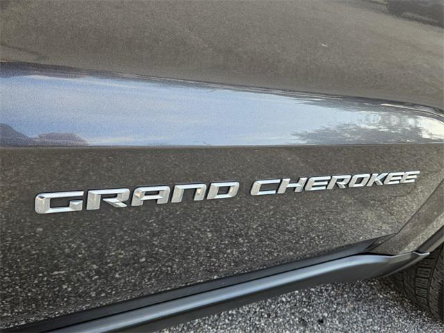 used 2015 Jeep Grand Cherokee car, priced at $15,995