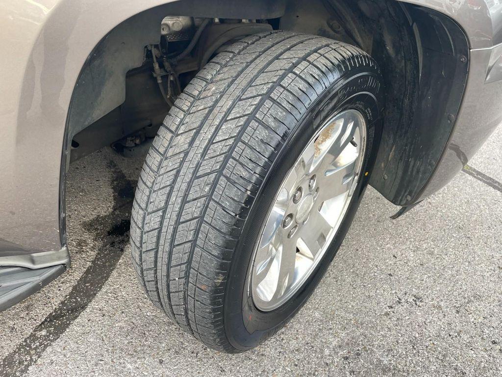 used 2014 GMC Yukon car, priced at $14,400