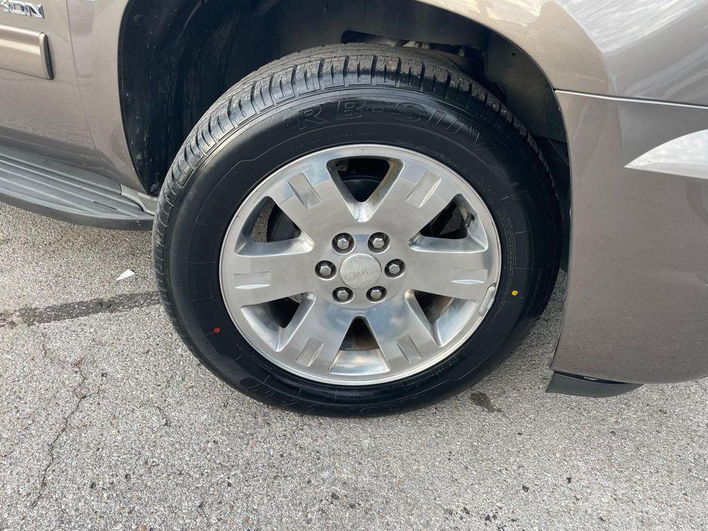 used 2014 GMC Yukon car, priced at $14,400