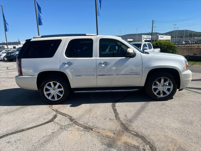 used 2014 GMC Yukon car, priced at $13,385