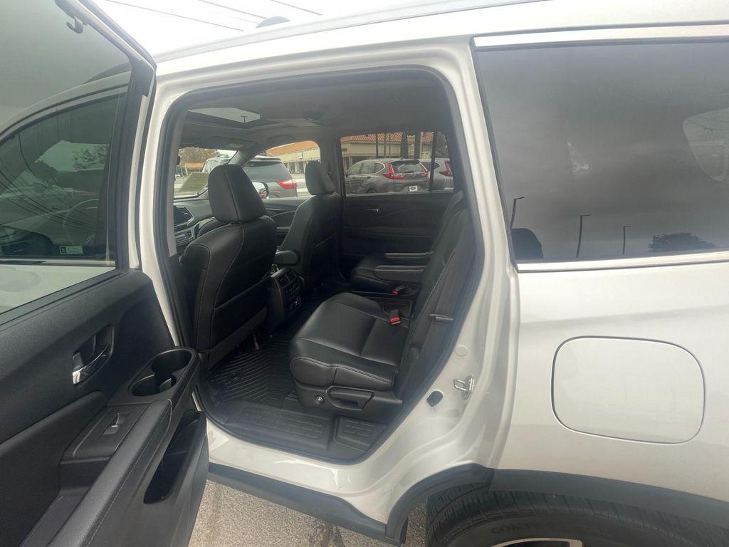 used 2021 Honda Pilot car, priced at $23,960