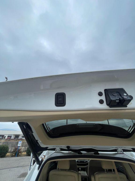 used 2017 Toyota Highlander car, priced at $21,985