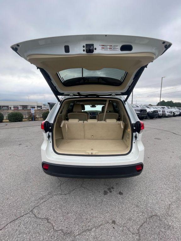 used 2017 Toyota Highlander car, priced at $21,985