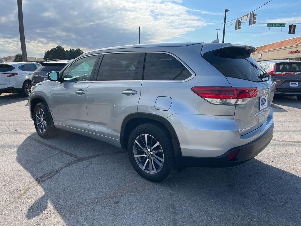 used 2018 Toyota Highlander car, priced at $22,820