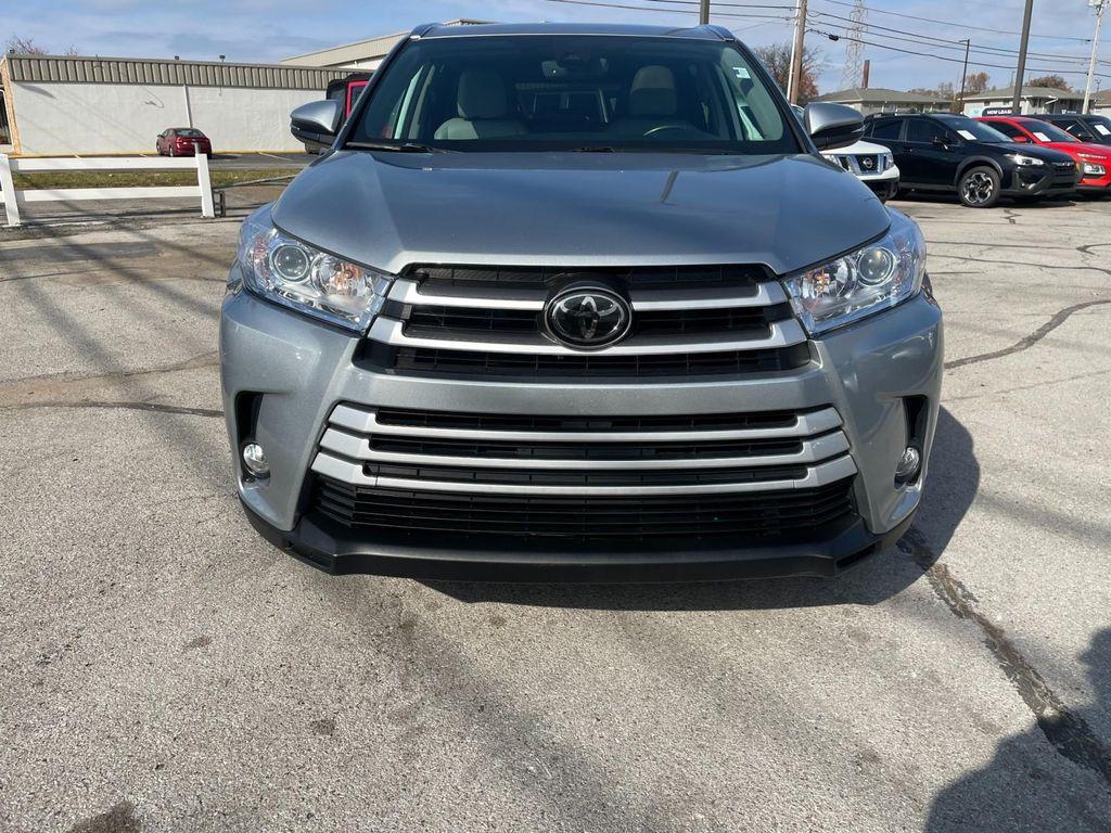 used 2018 Toyota Highlander car, priced at $22,820