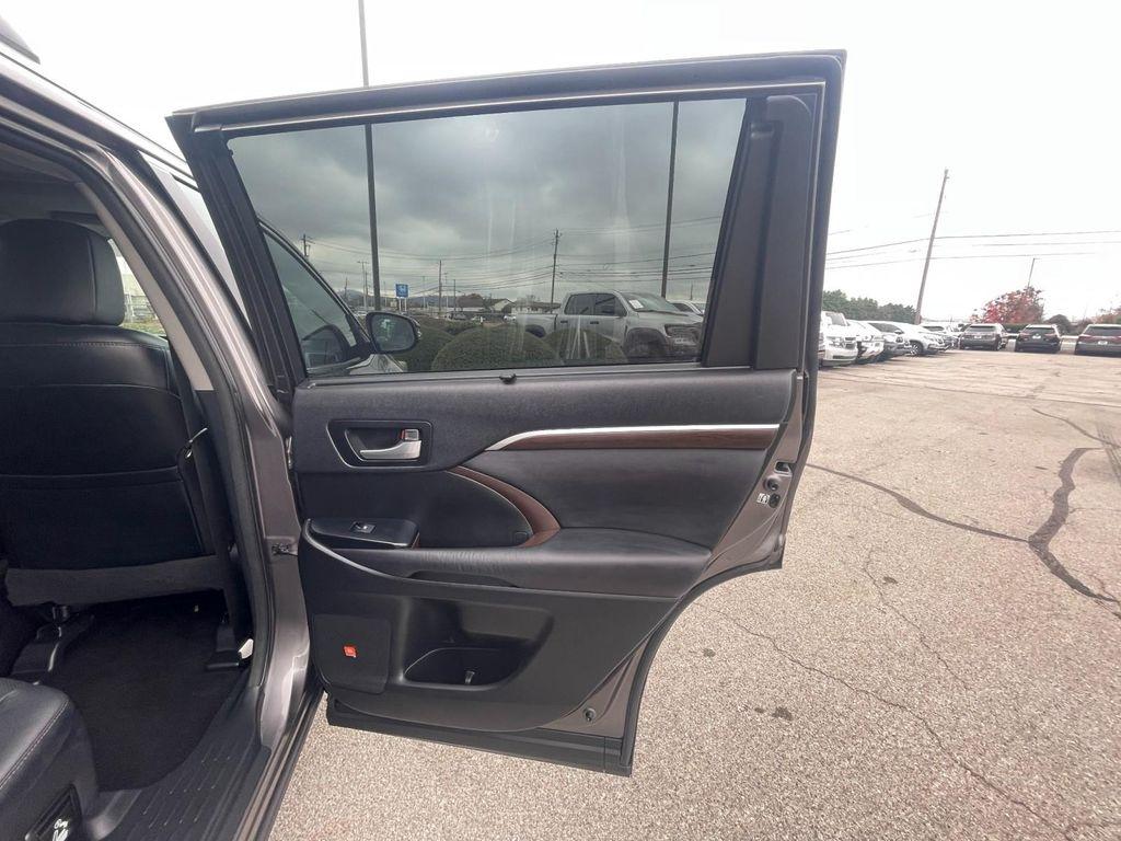 used 2015 Toyota Highlander car, priced at $20,855