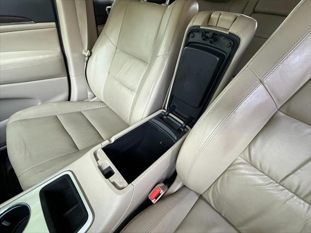 used 2015 Jeep Grand Cherokee car, priced at $13,585