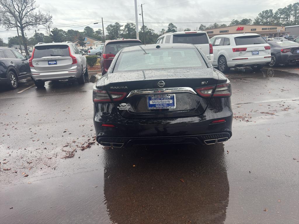 used 2022 Nissan Maxima car, priced at $18,800
