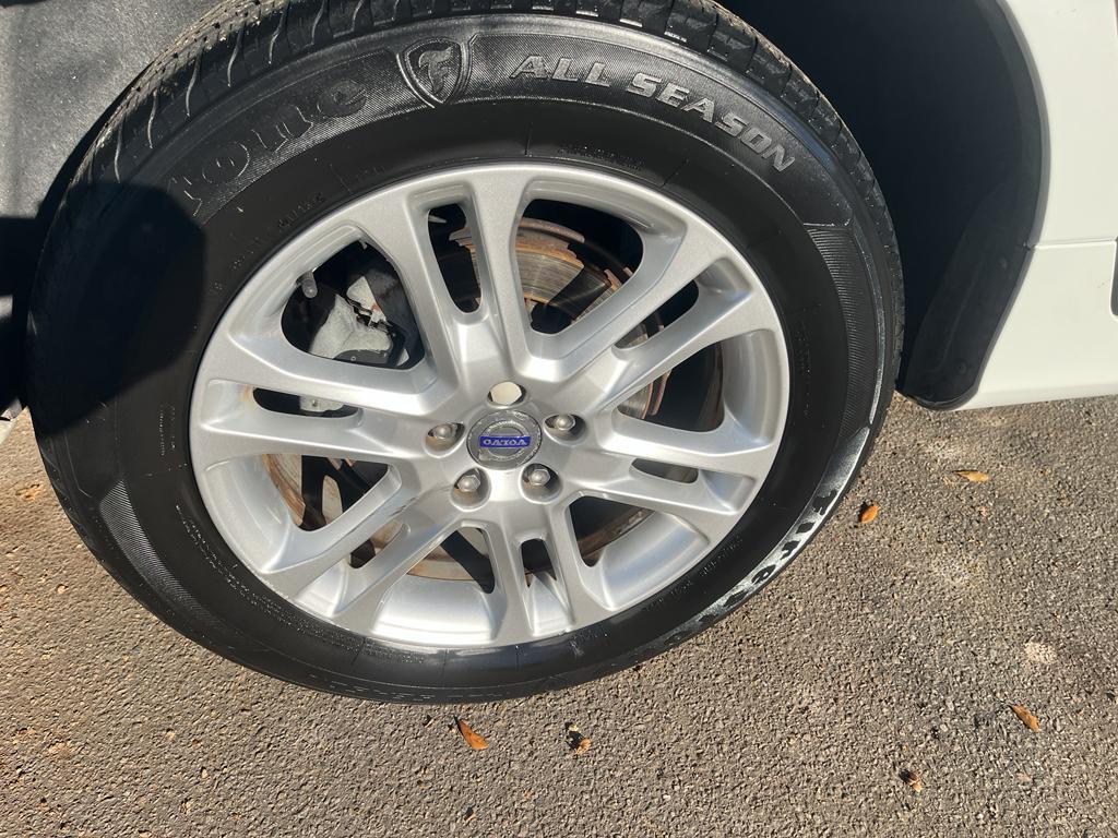 used 2016 Volvo XC60 car, priced at $7,700