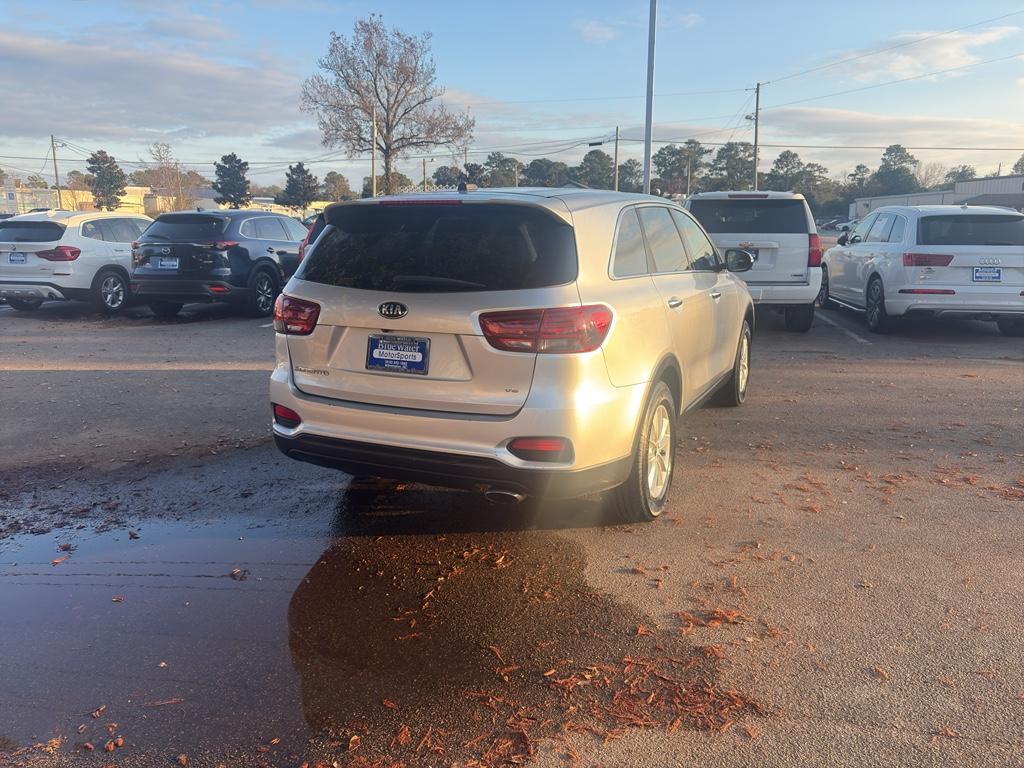 used 2019 Kia Sorento car, priced at $11,300