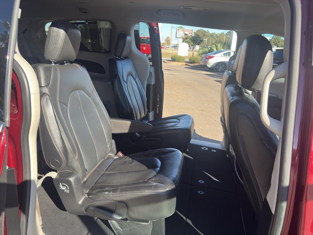used 2017 Chrysler Pacifica car, priced at $11,688