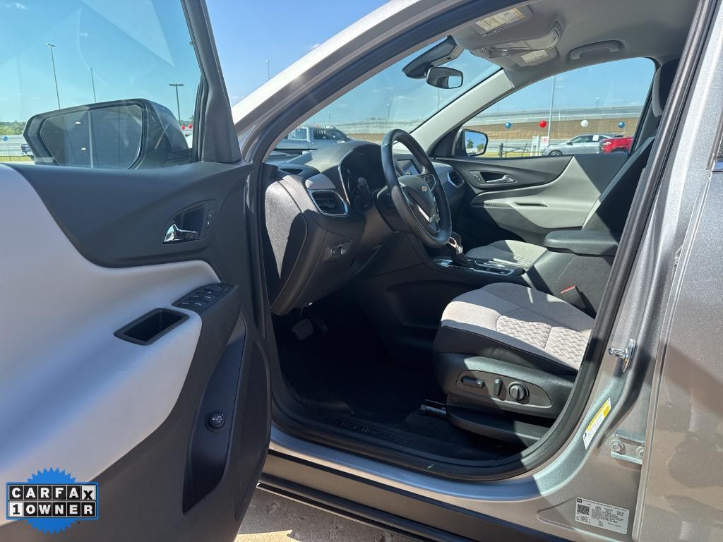 used 2024 Chevrolet Equinox car, priced at $22,997