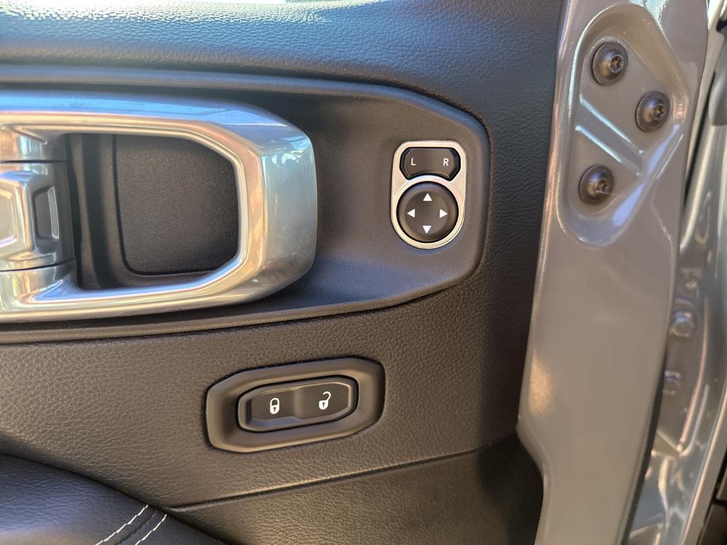 used 2021 Jeep Wrangler Unlimited car, priced at $35,997