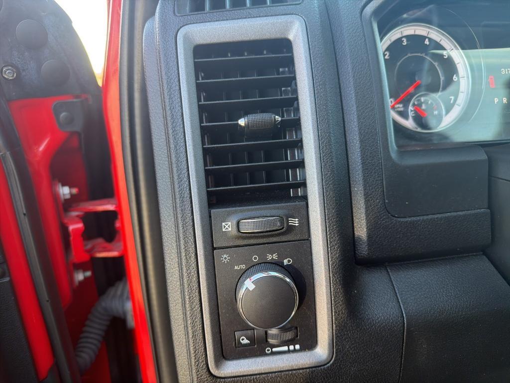 used 2022 Ram 1500 Classic car, priced at $28,997