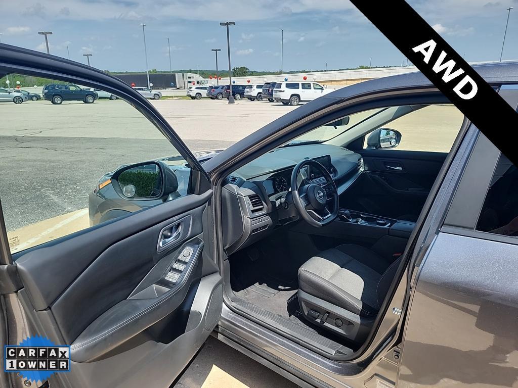 used 2024 Nissan Rogue car, priced at $24,997