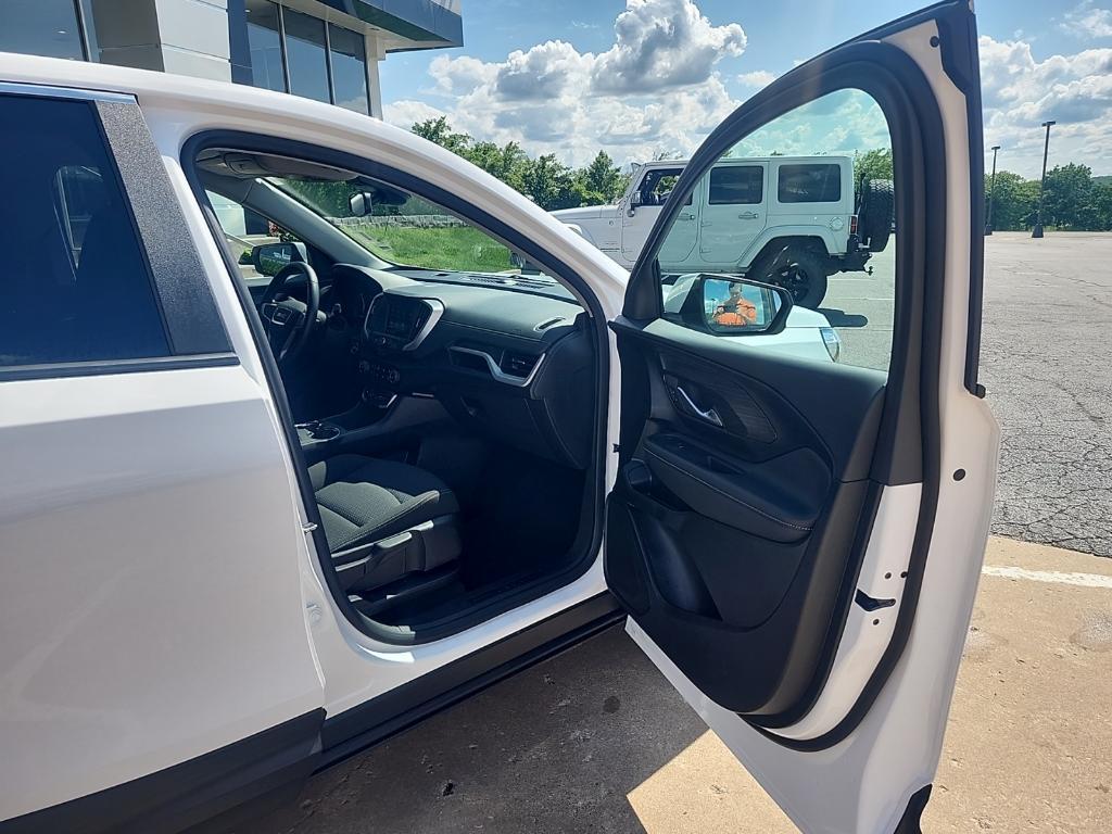 used 2024 GMC Terrain car, priced at $25,997