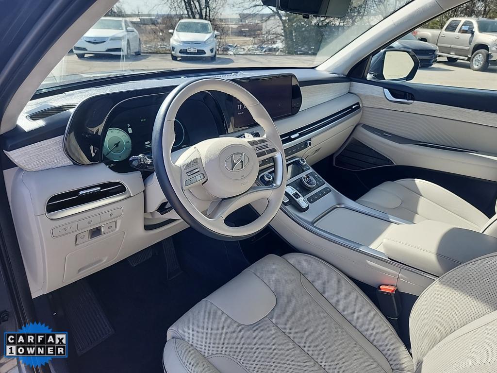 used 2024 Hyundai Palisade car, priced at $42,997